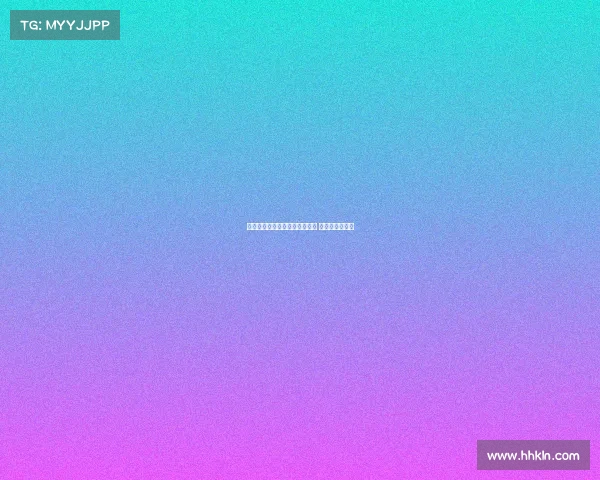 巴萨三名夏季新援捧甘伯杯合影 展现球队新气象