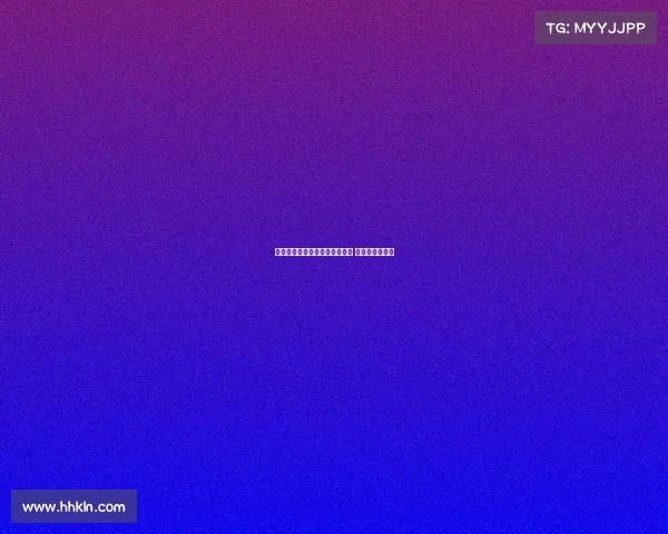 巴萨三名夏季新援捧甘伯杯合影 展现球队新气象